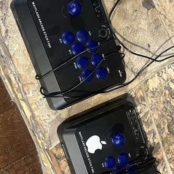 Used Mayflash Arcade Stick F300 in great condition, fully tested and working, compatible with PS4, Xbox, PC