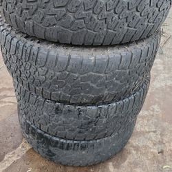 Set Of Tires 265/70R18