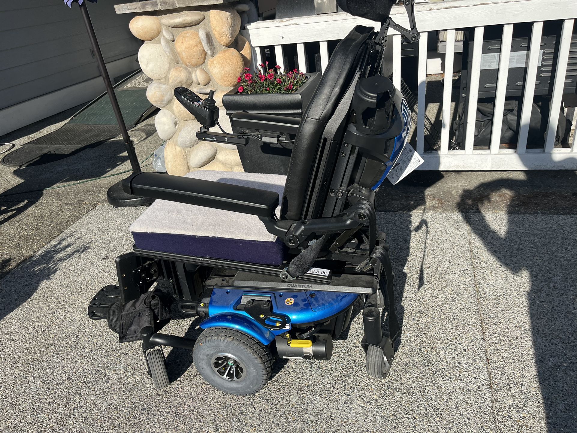 Electric Wheelchair Quantum 6 Edge
