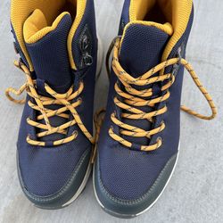 All in Motion Adventure Boots - Size 5