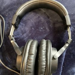 Audio-Technica ATH-M30x Studio Monitor Headphones