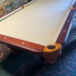 Pool table for sale $700