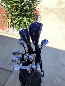 Men’s Tommy Armour. Golf Set