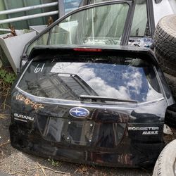 2014-2018 Subaru Forester Rear Lid Door 