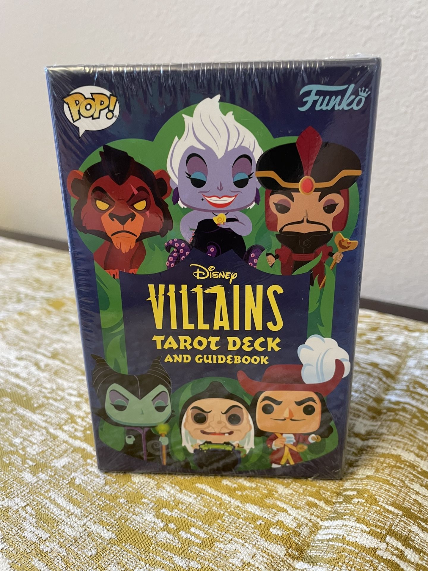 Funko: Disney Villains Tarot Deck and Guidebook