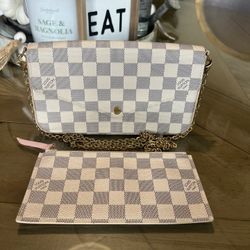 Louis Vuitton Pochette Felicie 
