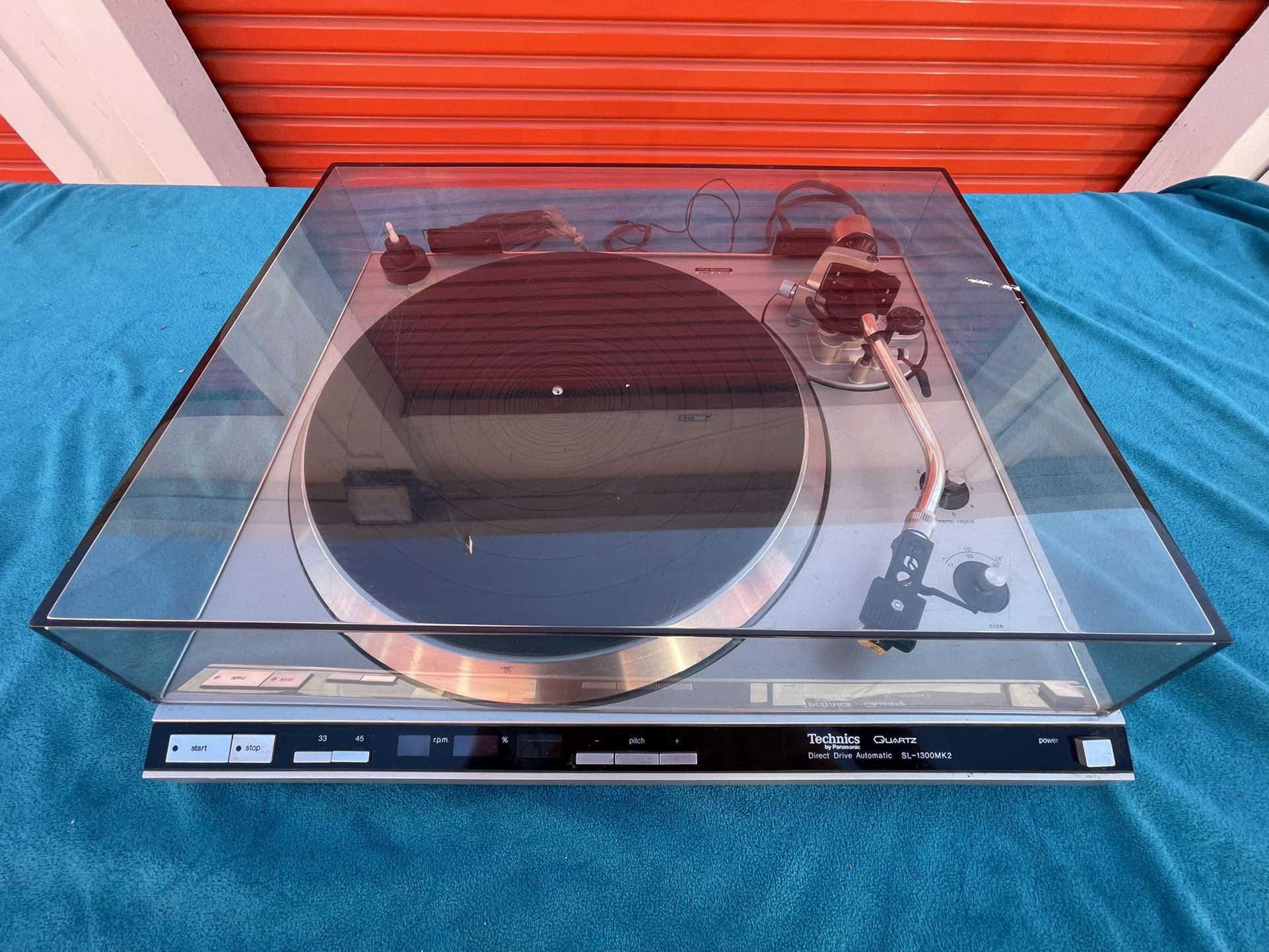 Technics SL-1300 Mk2