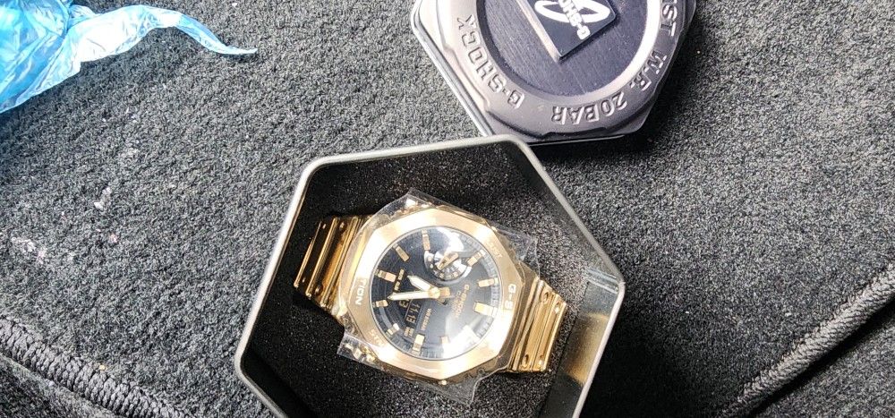 G-shock Gold