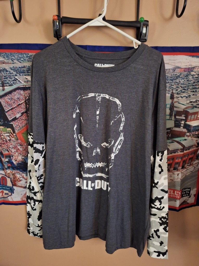 Call of Duty Camo T-Shirt Gray Large Long Sleeve Tee Video Game Skull XL $20