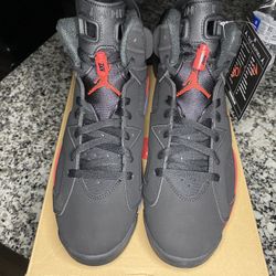 “Reverse Infared “ Jordan 6s Size 10 