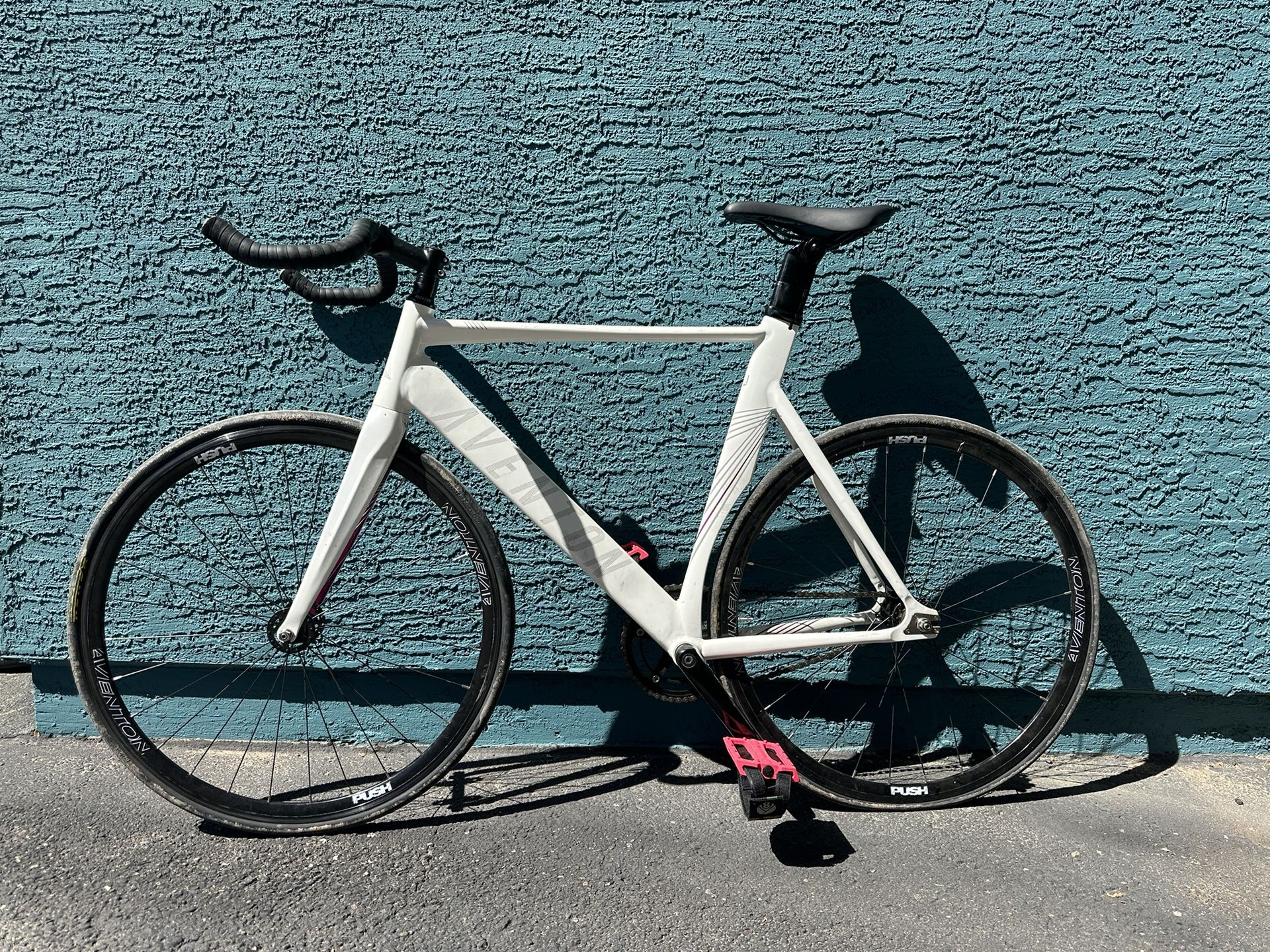 Aventon Mataro 58cm for Sale in Tempe AZ OfferUp