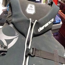 Defiance Xlarge/Xx-large 44"-56"