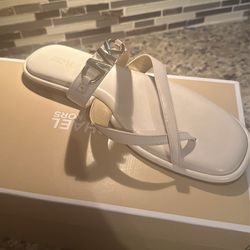 Michael Kors Izzy Thing Slide