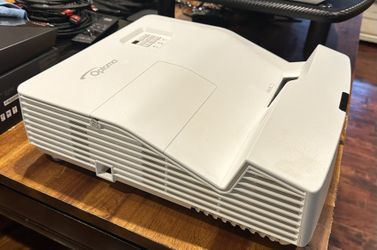 Optoma, Ultra Short Throw HD Projector