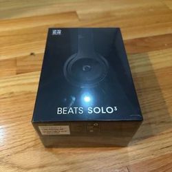 UNOPENED Beats Solo 3 Headphones For Sale 
