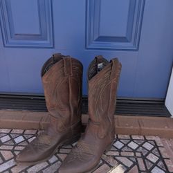 Frye Brown Billy Pull on cowboy boots women size 7 $45 OBO