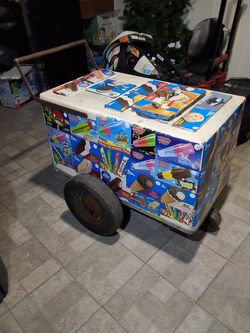 PALETAS PALETERO ICE CREAM CART