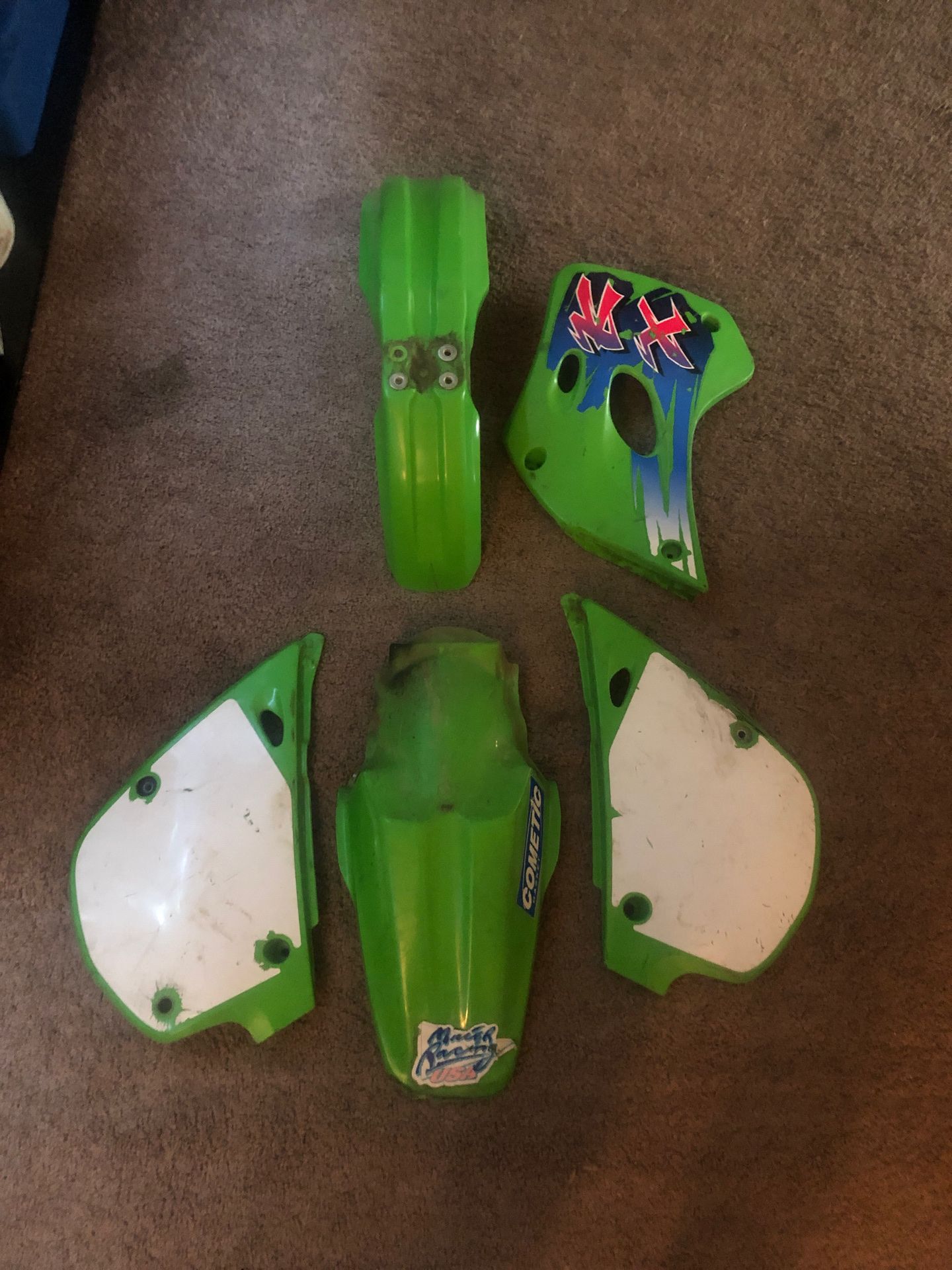 Kx80 plastics