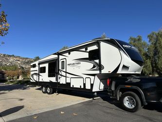 2022 Grand Design Trailer 4 Slide Outs