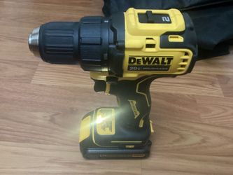 DEWALT ATOMIC 20V MAX* Cordless Drill, 1/2-Inch