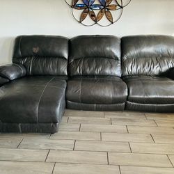 100% Leather Couch, Reclines Each Seat, Left Side Built In Reclining