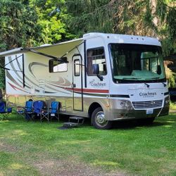 2013 Coachmen Mirada 29 DS, Silver Edition