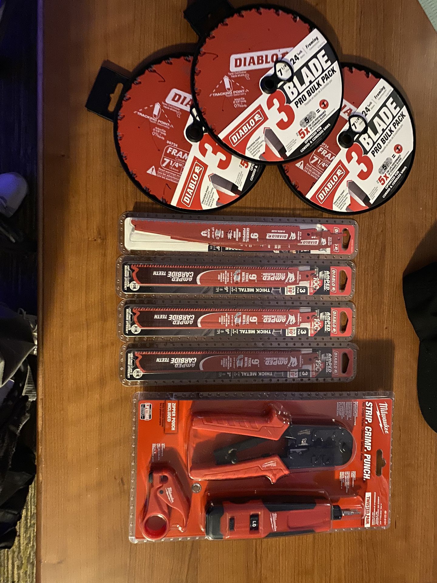 Saw Blades & Punch Tool