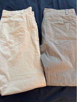 2 Calvin Klein pants grey and khaki