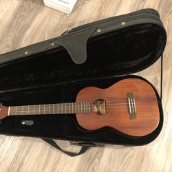 Koloa Baritone Ukulele. 