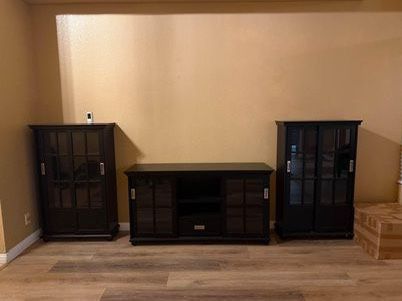 Tv Console w/ Matching Bookshelves