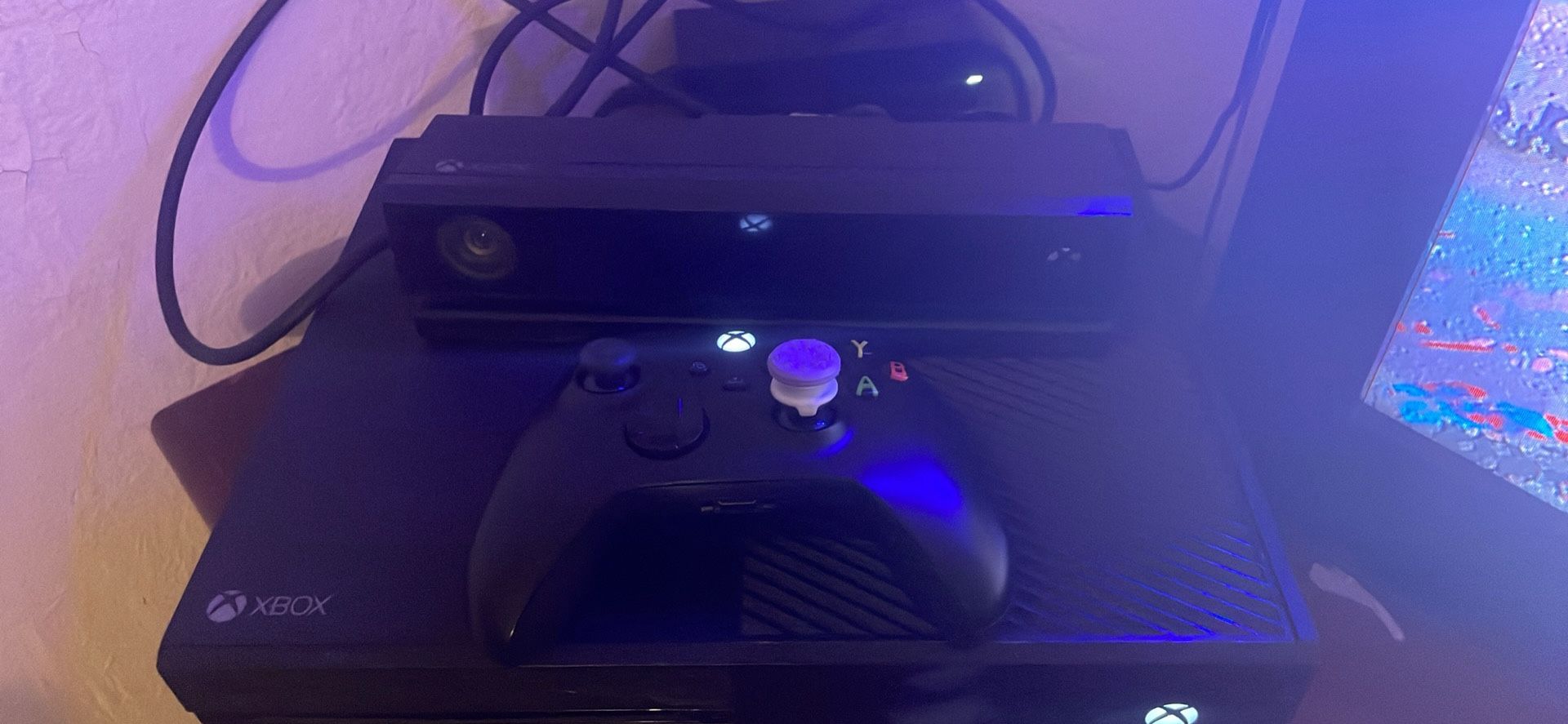 Xbox One With Kinect