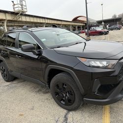 Toyota RAV4 2021 LE Perfect Conditions