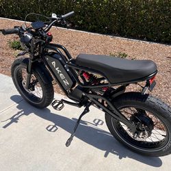 ✅ New - 52Volt/1500W/3000W Electric Dirt Bike Style E-Bike, 25ah Battery, 40mph