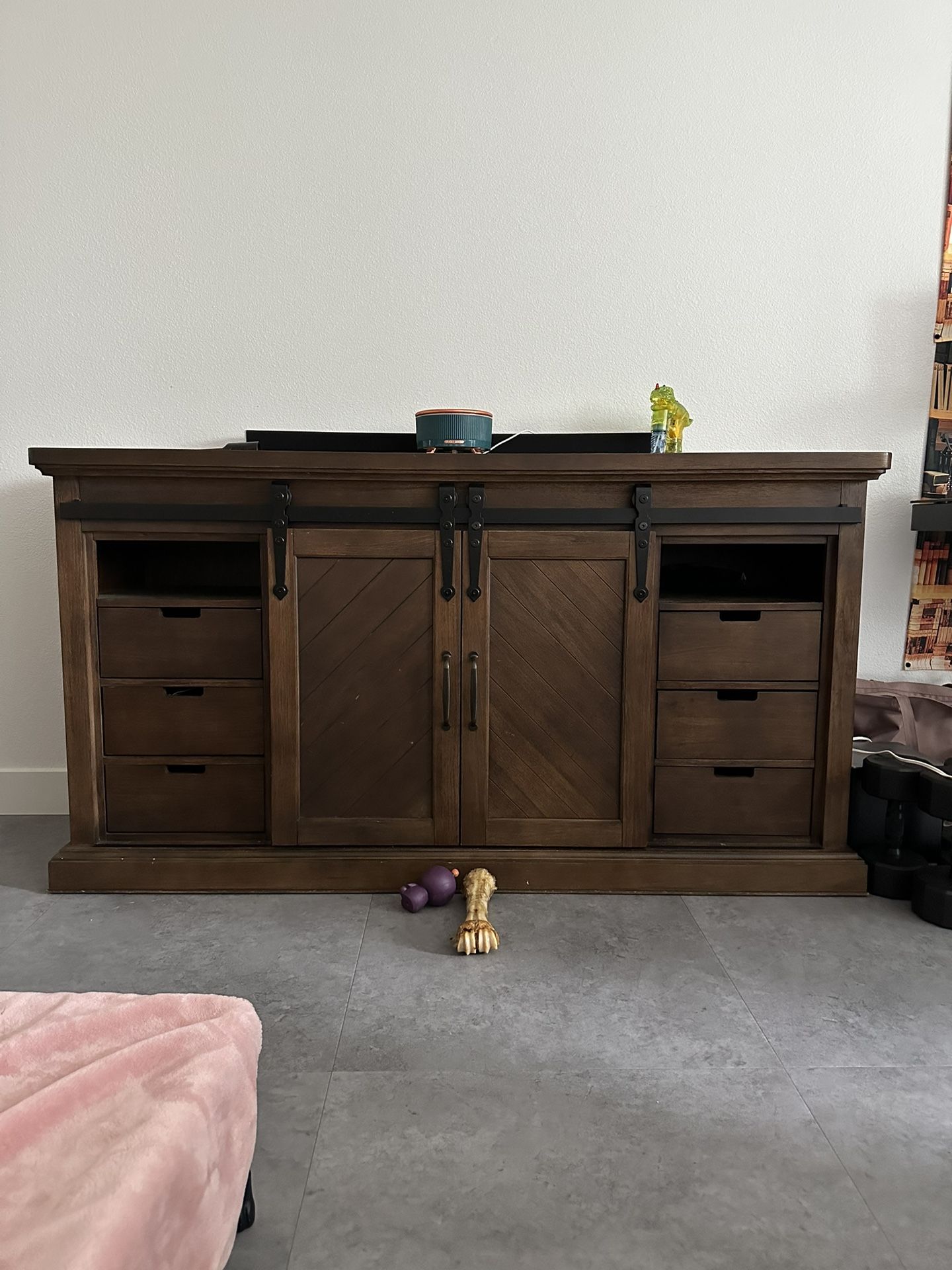 Jerome’s Tv Stand /fireplace /heater
