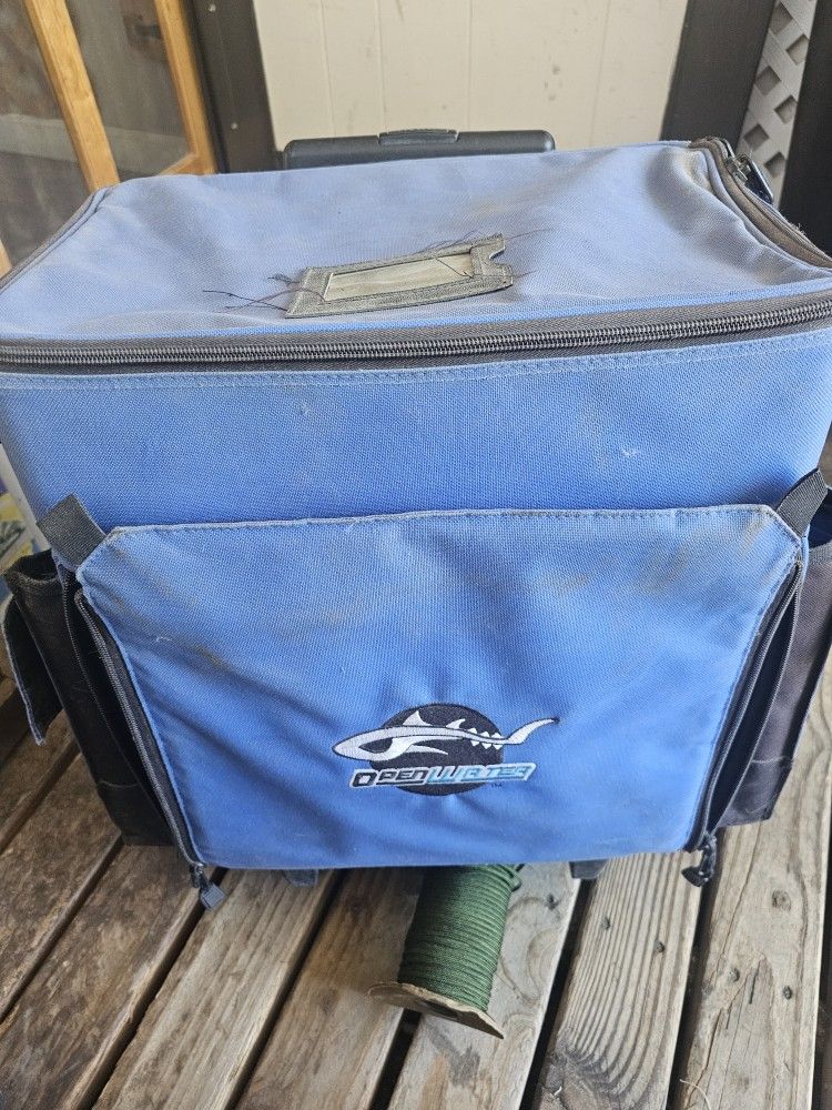 men's / unisex travel duffel bag Halfday The Original Garment Minnesota Walleye capacity duffel in one Color:Metallic Silver Spot SUP Angler X-Wide Inflatable
