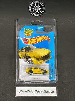 Hot Wheels - HW City 2014 Nightburnerz #21/250 - Yellow Mazda RX-7 (BFG39)