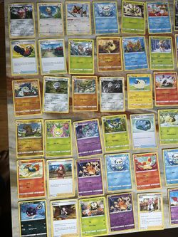 102 Pokémon Lot 