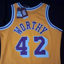 Mitchell & Ness Lakers James Worthy Jersey