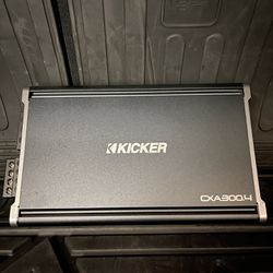 Kicker 300 Watt 4 Channel Amplifier