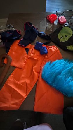 Goku costume