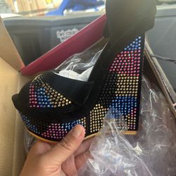 High Heels Sizes  6  Sizes 6.5 Sizes 8 Sizes 7 Also Never Used   Some New Used 