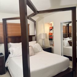 Macy’s Riverside Furniture Queen Canopy Storage Bedroom Set – FREE Queen Mattress Included – Excellent Condition