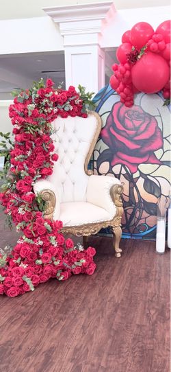 Gold throne chair