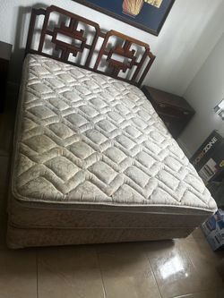 Guest Bedroom Set- Hardly Used- Very Good Condition