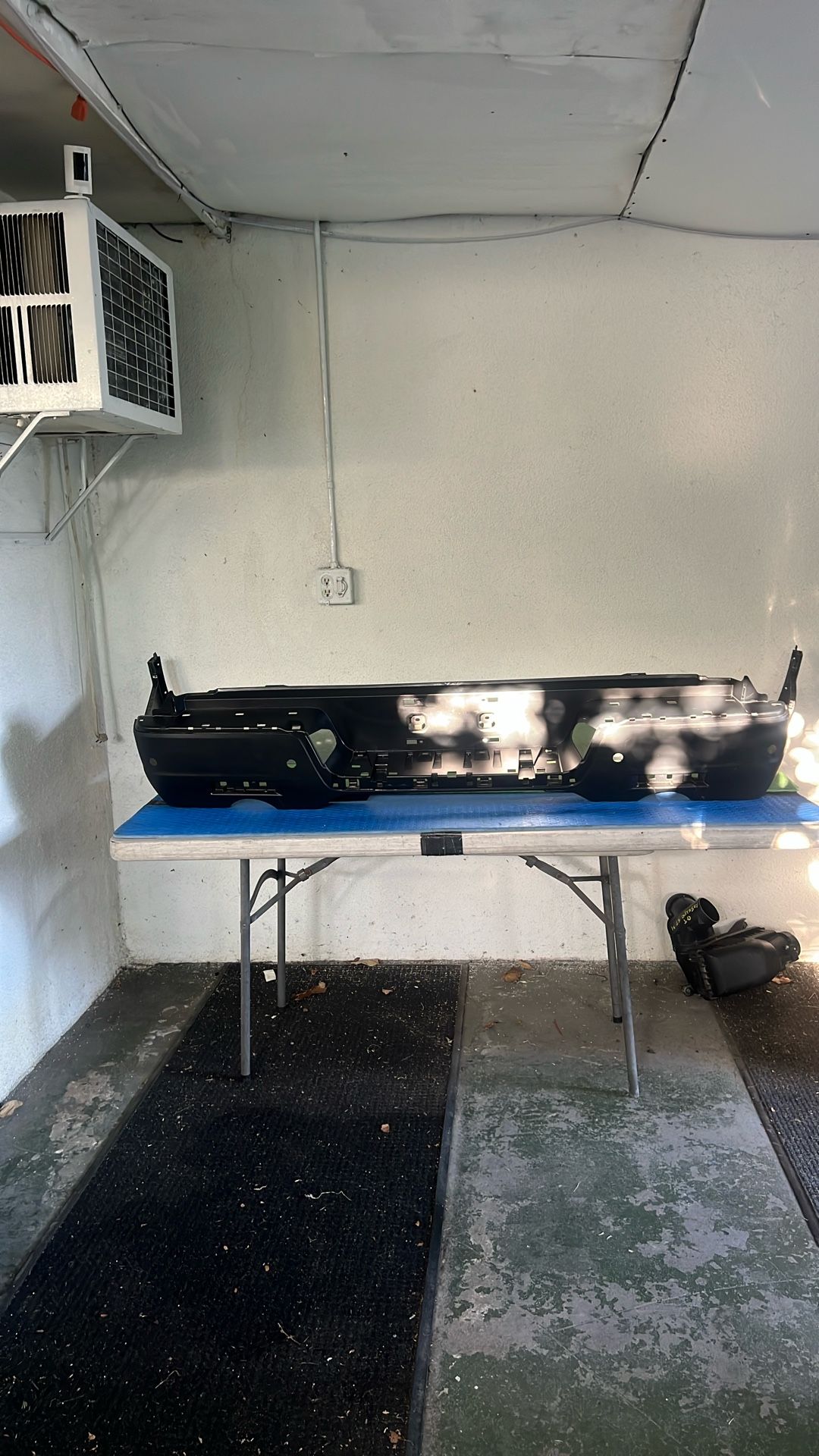 2021-2023 HONDA RIDGELINE OEM REAR BUMPER