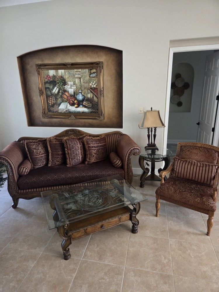 Elegant Living Room Set