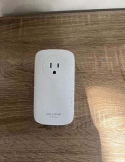 Tp-link av1200 gigabit passthrough powerline adapter