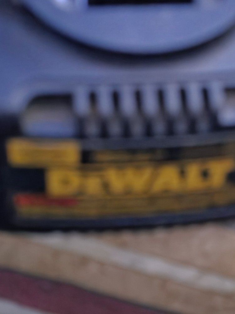 Dewalt Charger