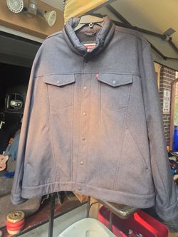 Jaquet  Levi's  semi new  size  L
