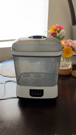 Dr. Brown’s Bottle Sterilizer & Dryer